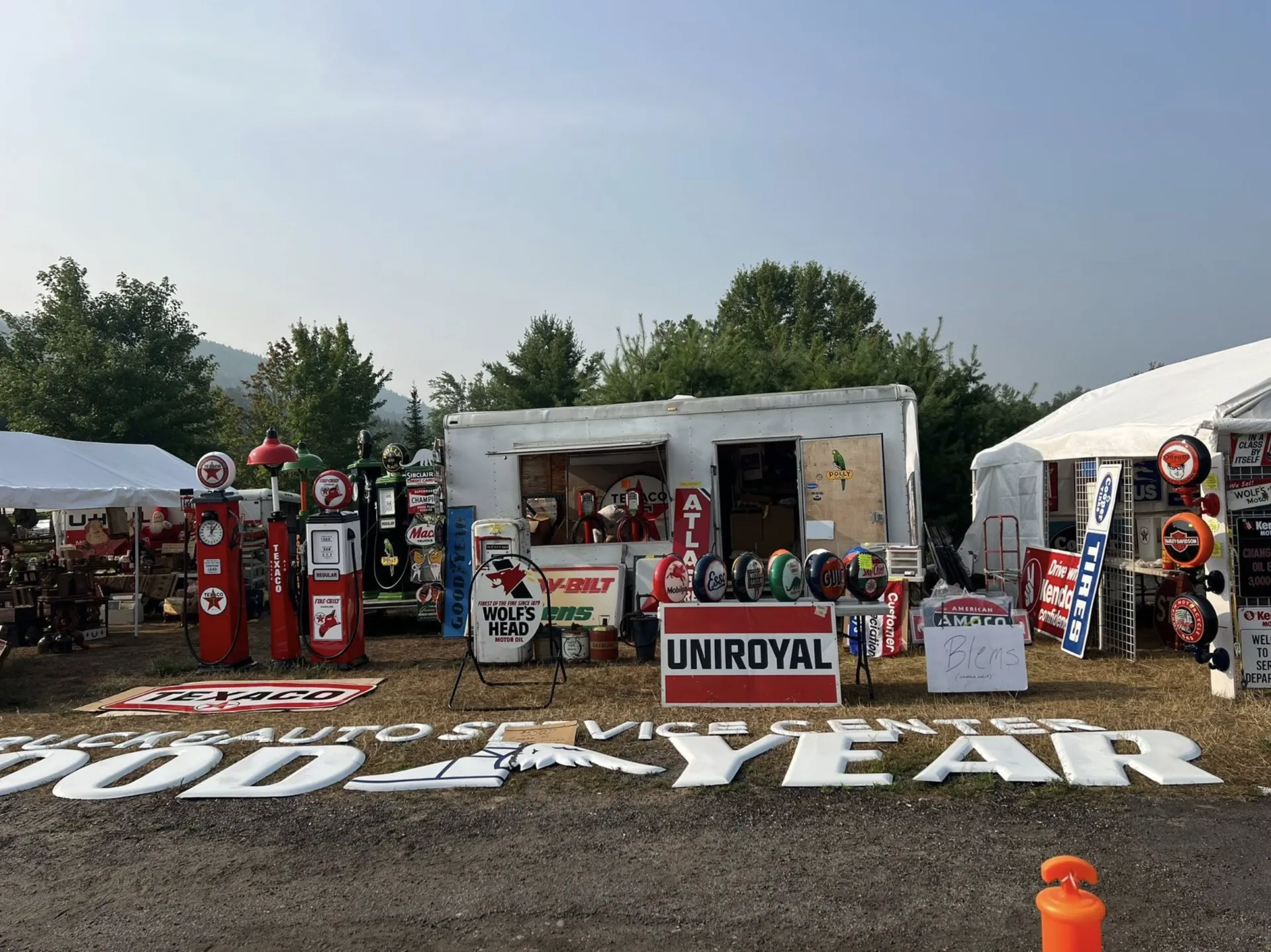 vendor at Brimfield 